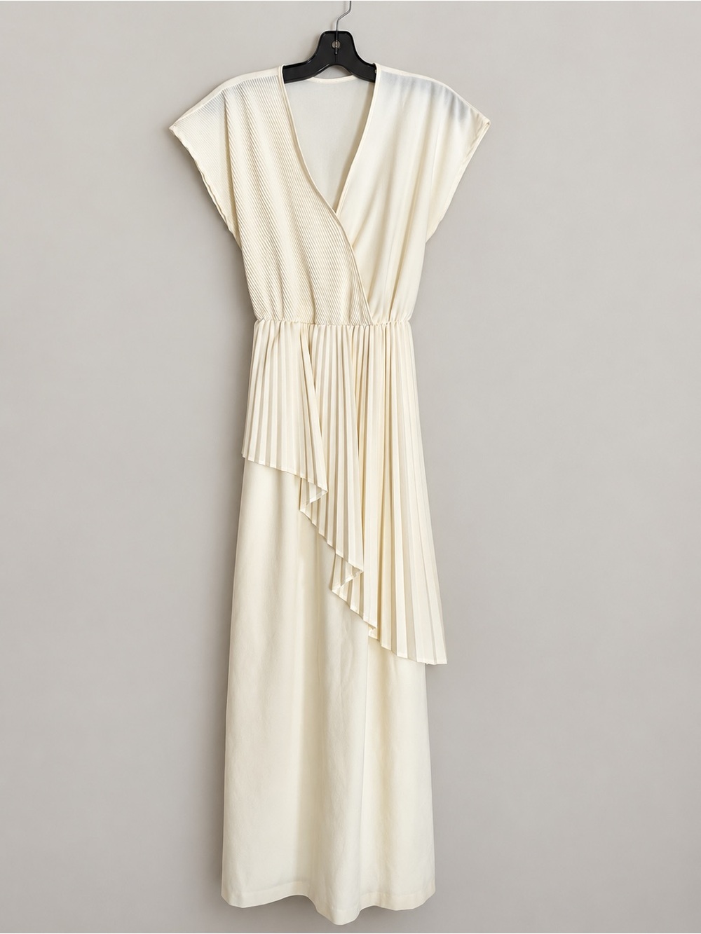 Vintage Ivory Pleated Maxi Dress V Neck Cap Sleeve Asymmetric Overlay Tie Waist